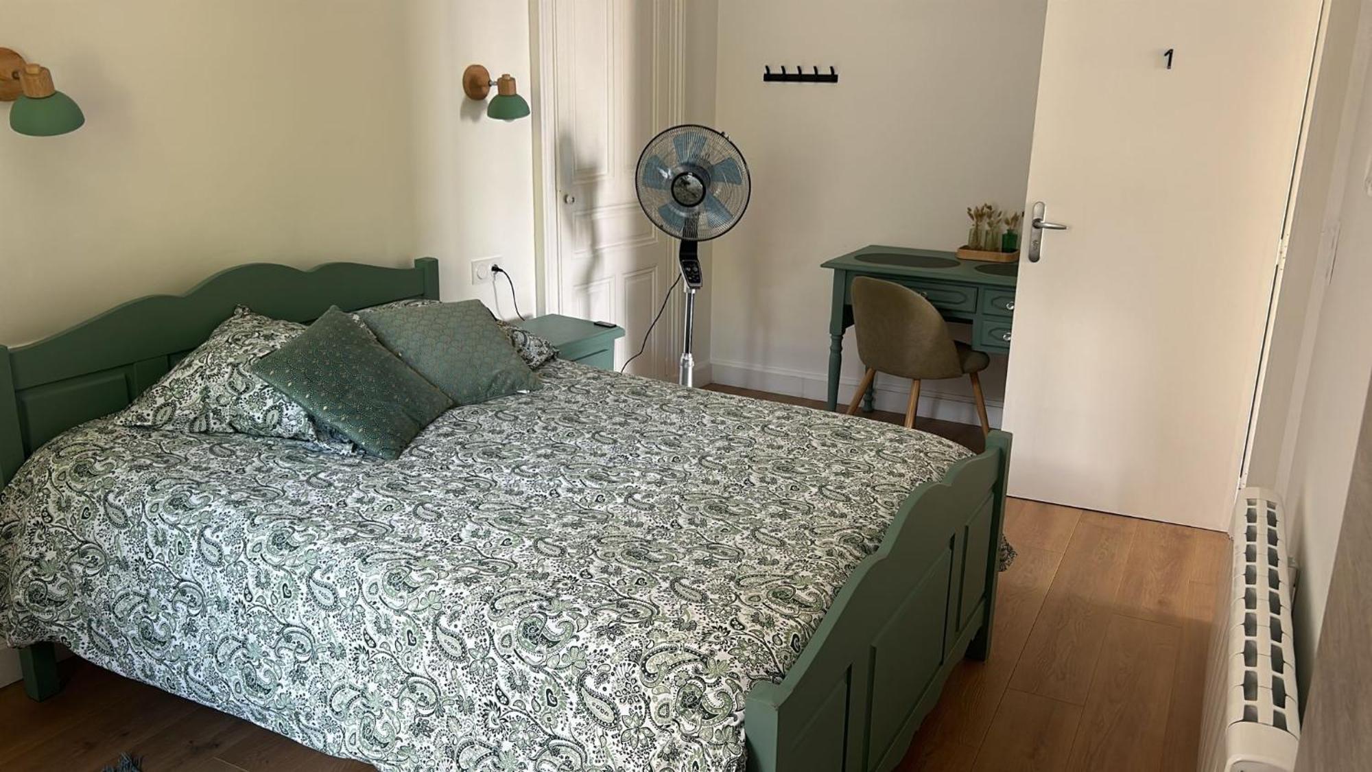 Magnifique Appartement Familiale 6 Personnes 3 Chambres Et 3 Salles De Bain En Hyper Centre Avec Rue Pietonne Parking 20M Troyes Luaran gambar